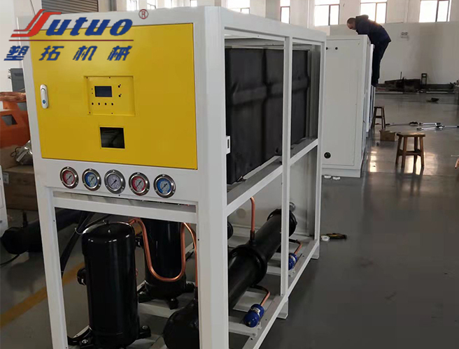 水冷箱式冷水機